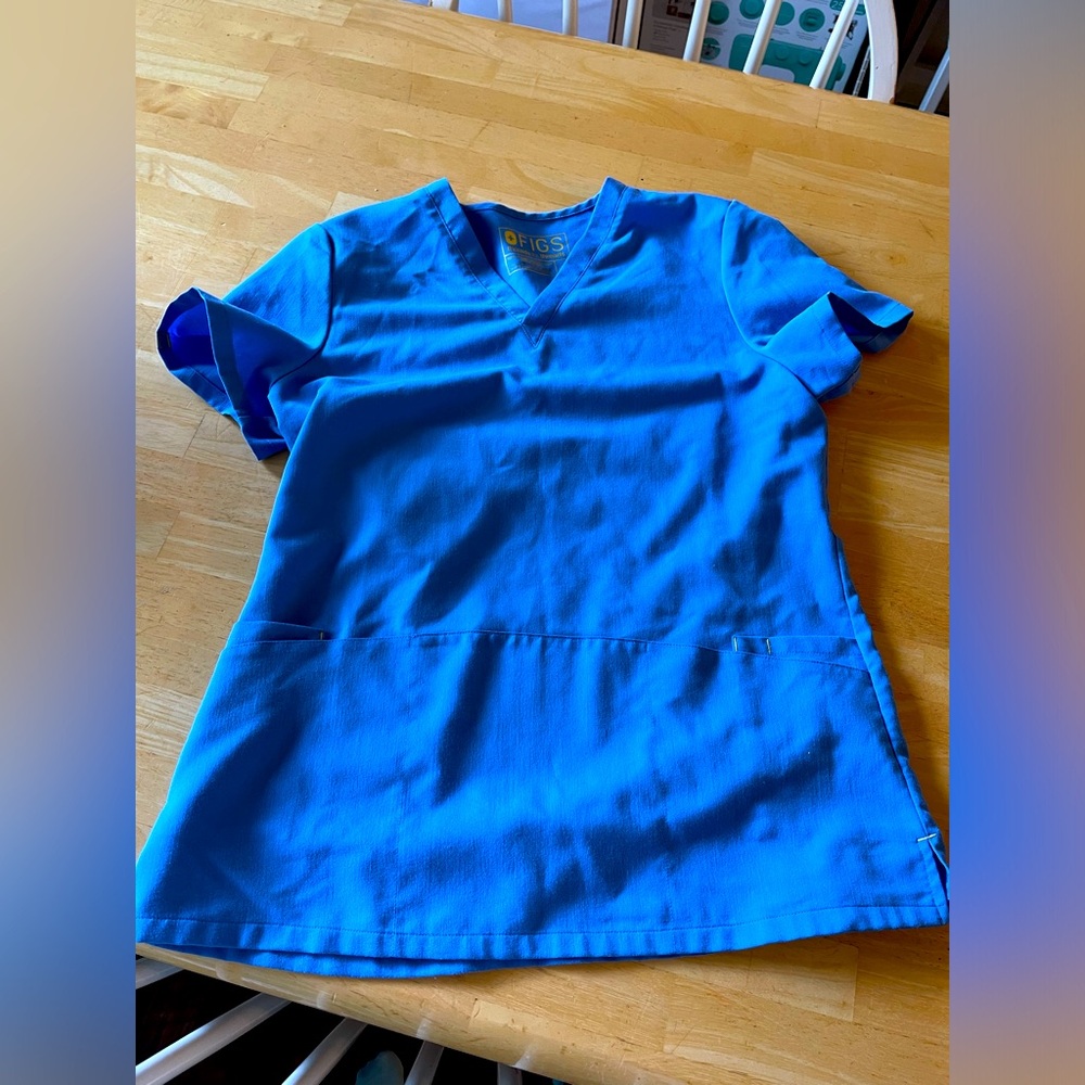 FIGS blue scrub top
